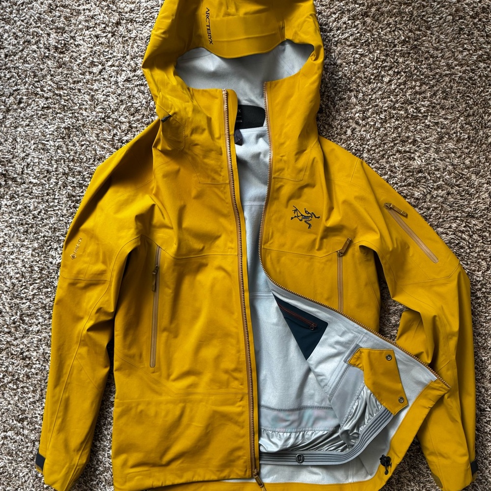 Arc'teryx Sabre AR goretex jacket